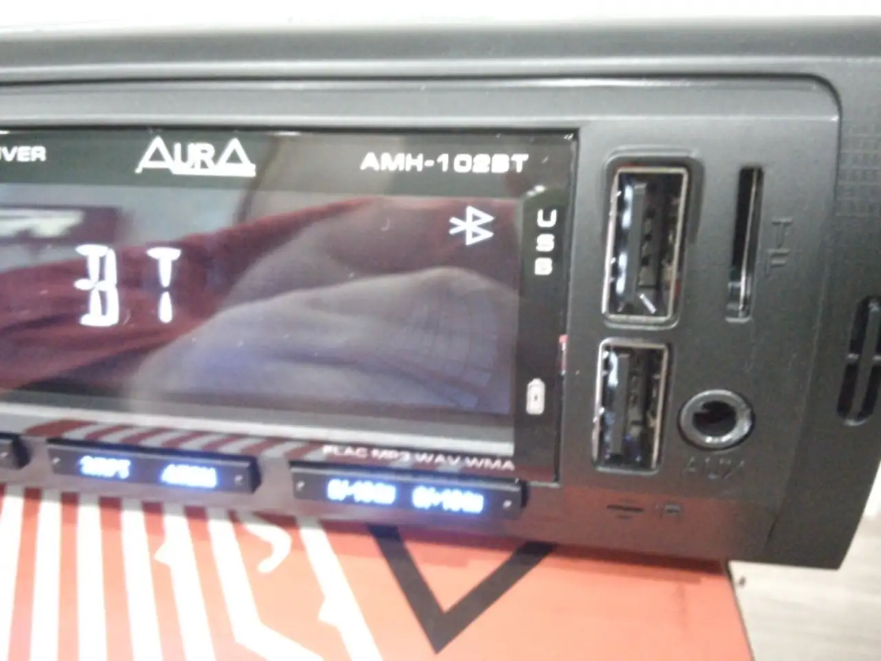 USB-магнитола Aura Bluetooth, фотография 2