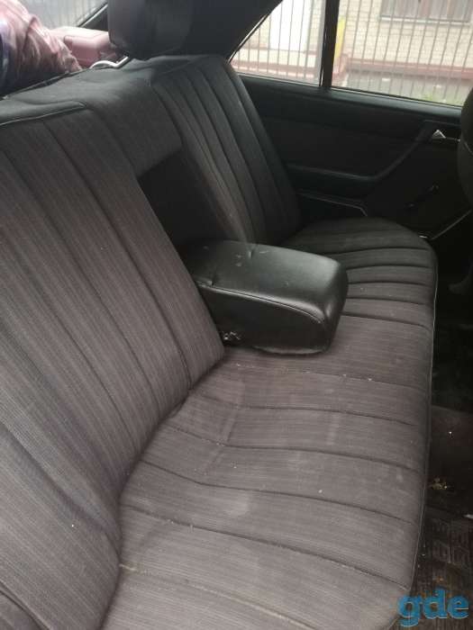 Продажа авто Mercedes-Benz E-Class, фотография 9