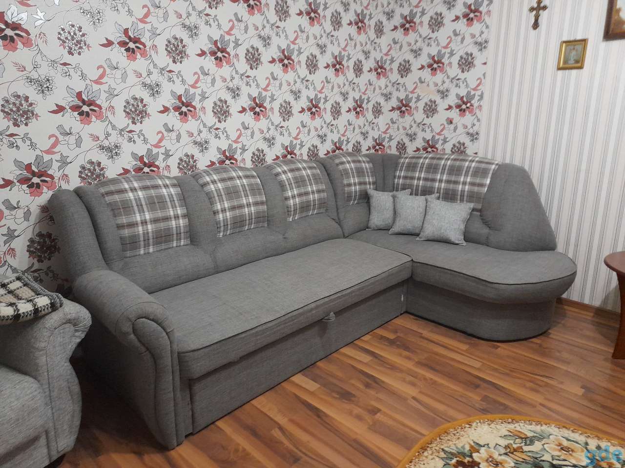 Продам диван кресло журнальный столик, фотография 2