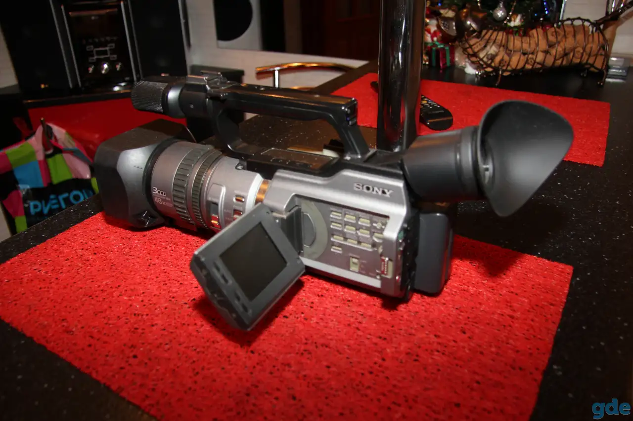 Видео камера SONY -DCR-VX2100E, фотография 5