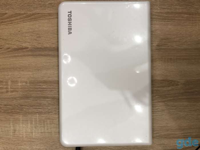 Ноутбук Toshiba рабочий, фотография 3