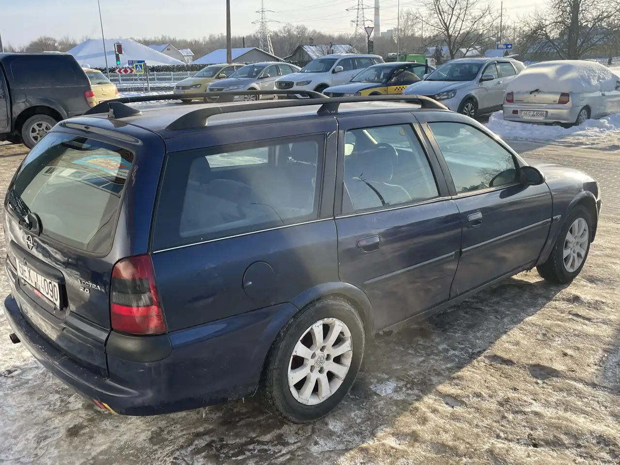 Автомобиль Opel Vectra B универсал 2.0 бензин, фотография 5