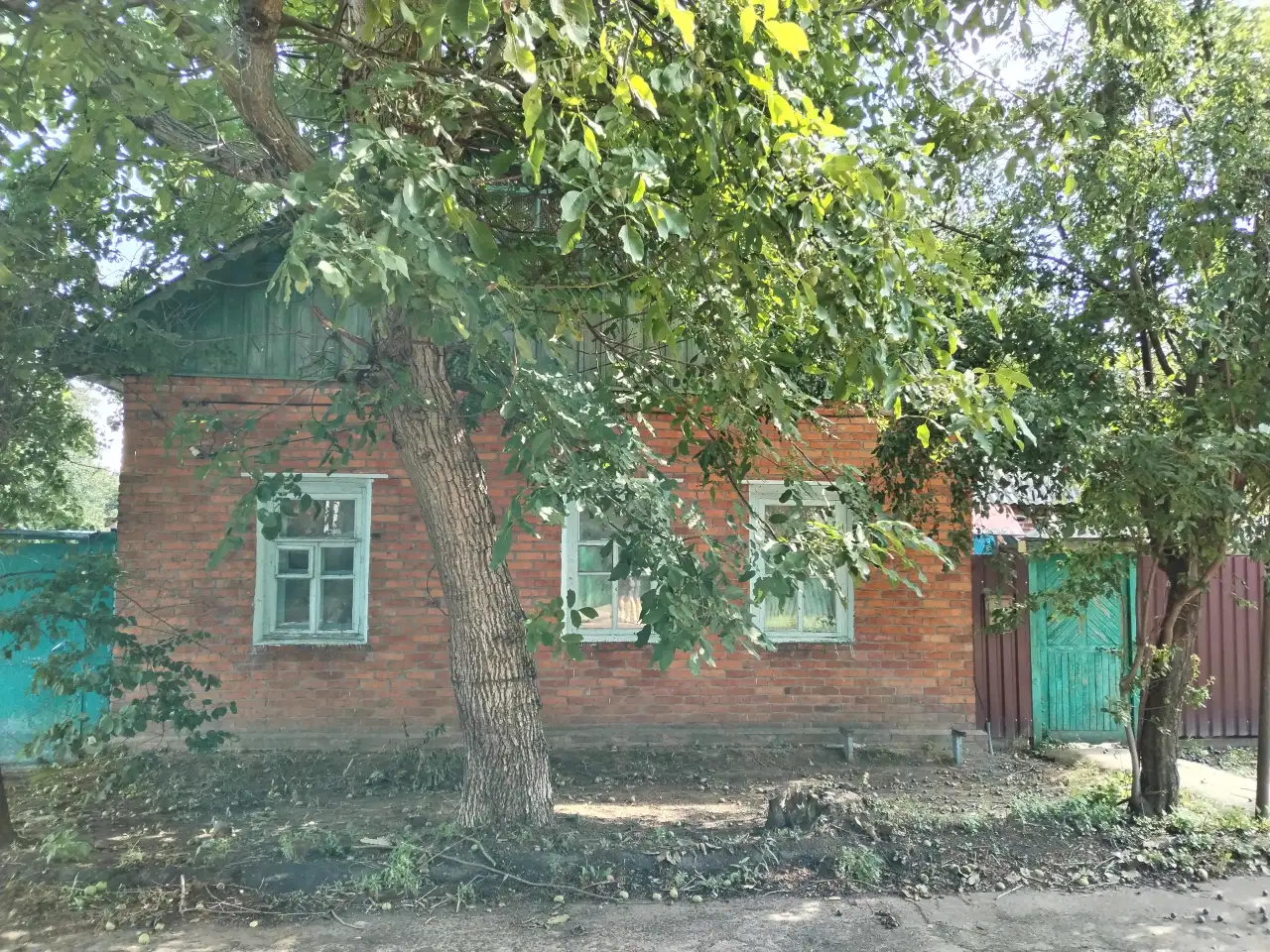 Полдома, ул.40 лет Октября, д.58, фотография 1