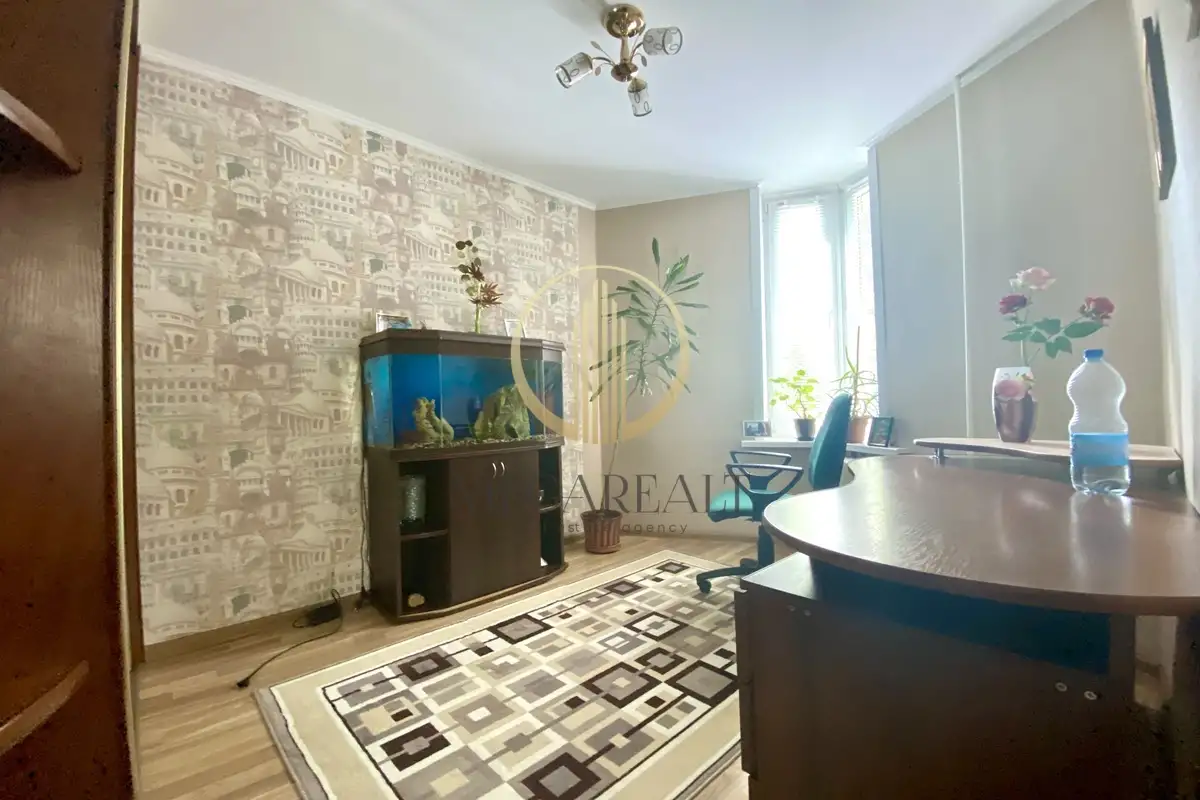  4-комнатной квартиры по ул. Рафиева