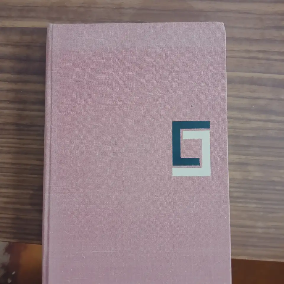 книги, фотография 1