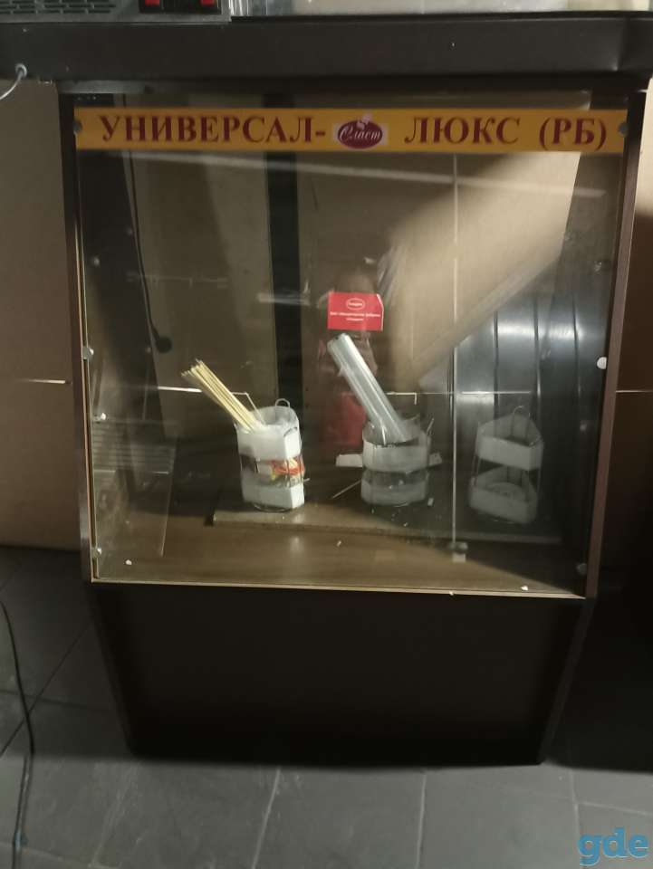 Витриные стеллажи, фотография 4