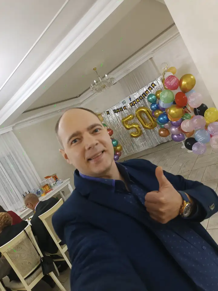 Ведущий на свадьбу, который сделает ваш праздник незабываемым, фотография 4