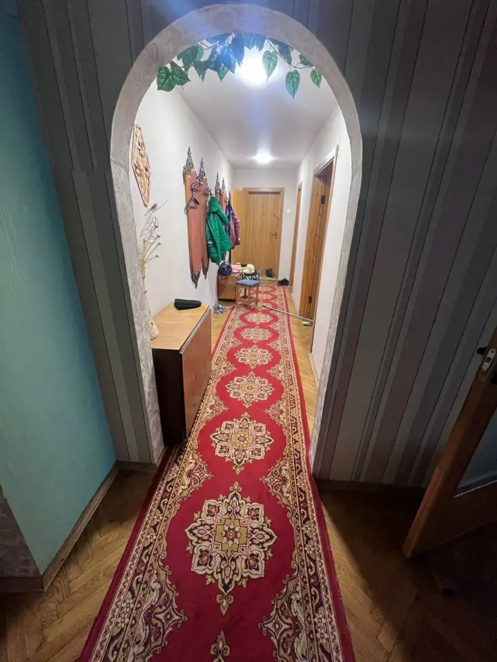 3-х комнатная квартира на сутки, 17 мкр. 13 д., фотография 7