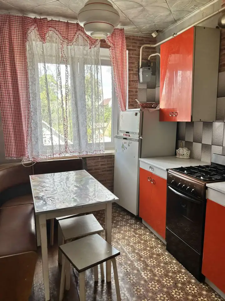 Комната для девушки, ул.Первомайская 5-64, фотография 2