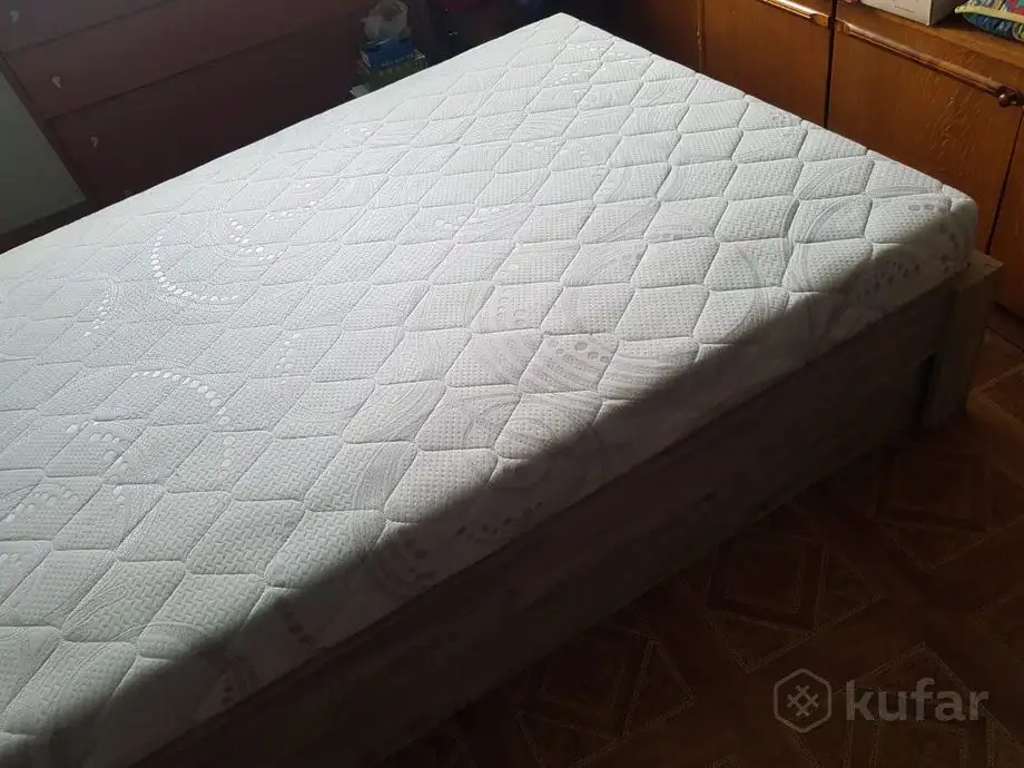 Кровать полуторная, фотография 3