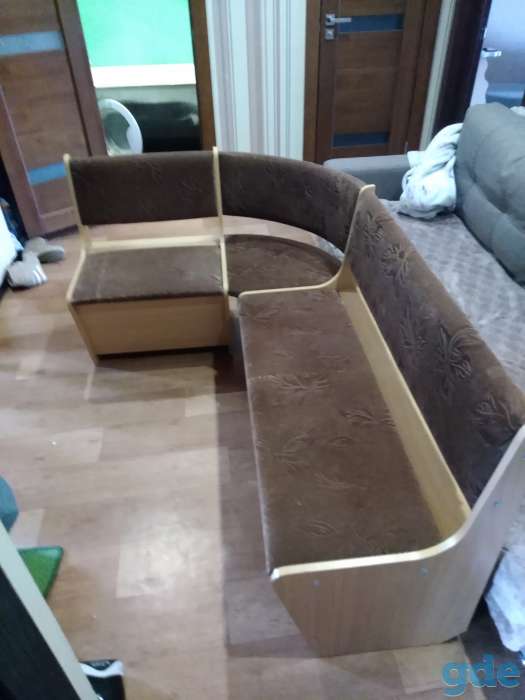 Продам угловой диван стол, фотография 2
