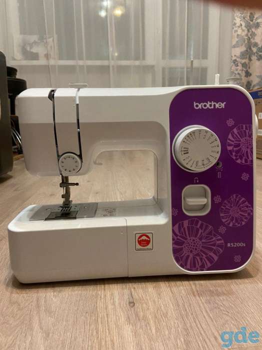 Продам швейную машинку Brother RS200s, фотография 1