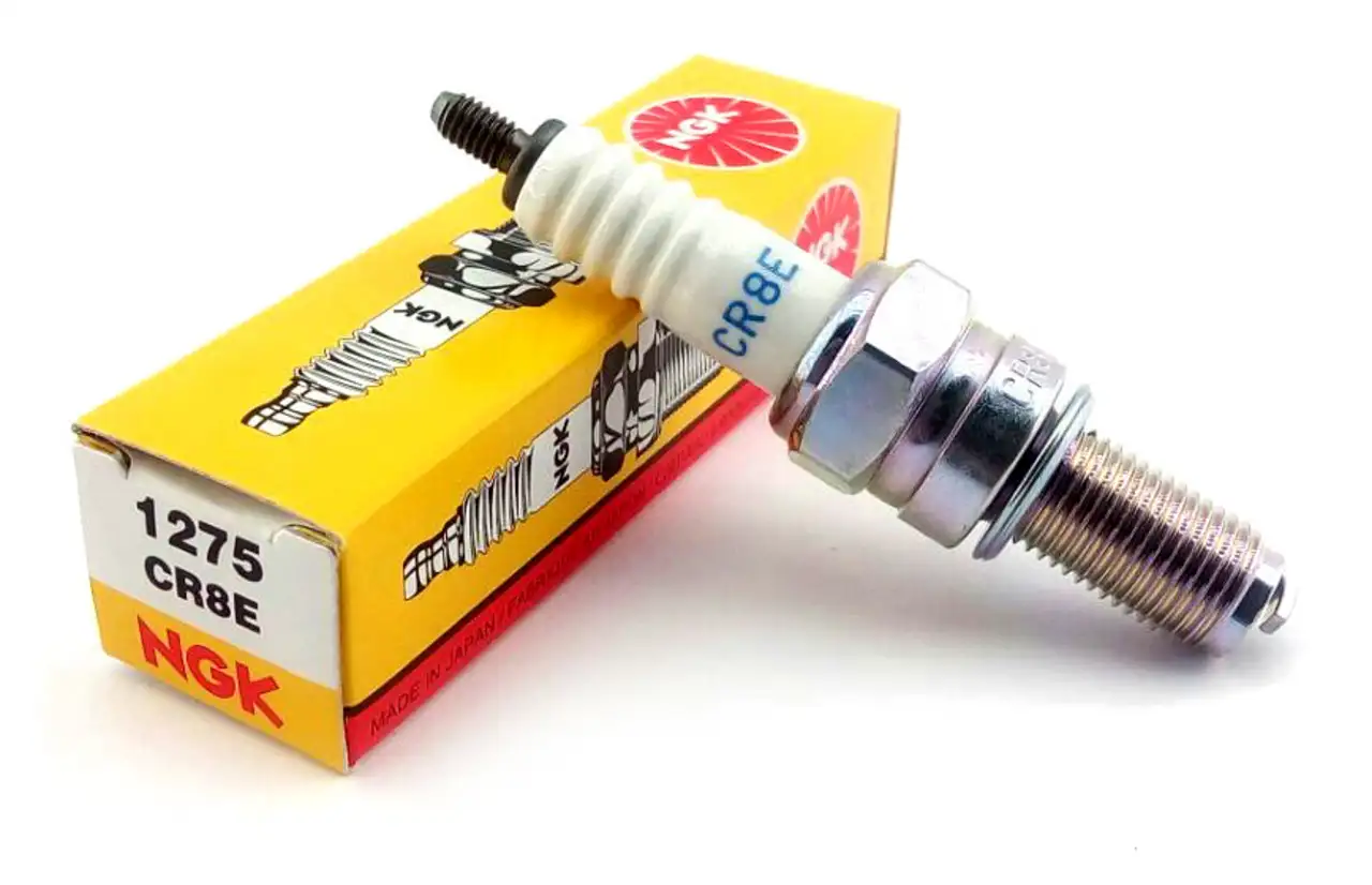 Свеча зажигания ngk cr8e, фотография 1
