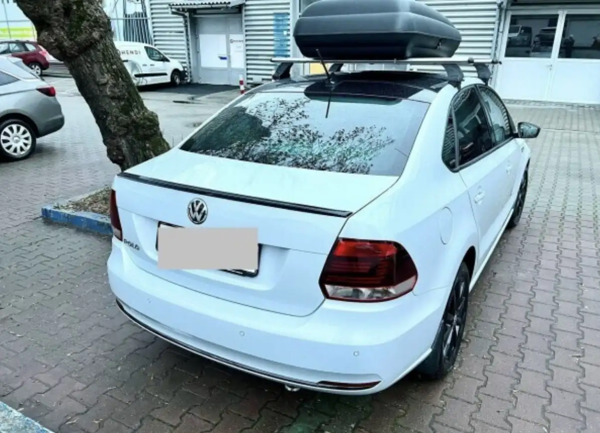 Автомобиль Volkswagen Polo, фотография 11