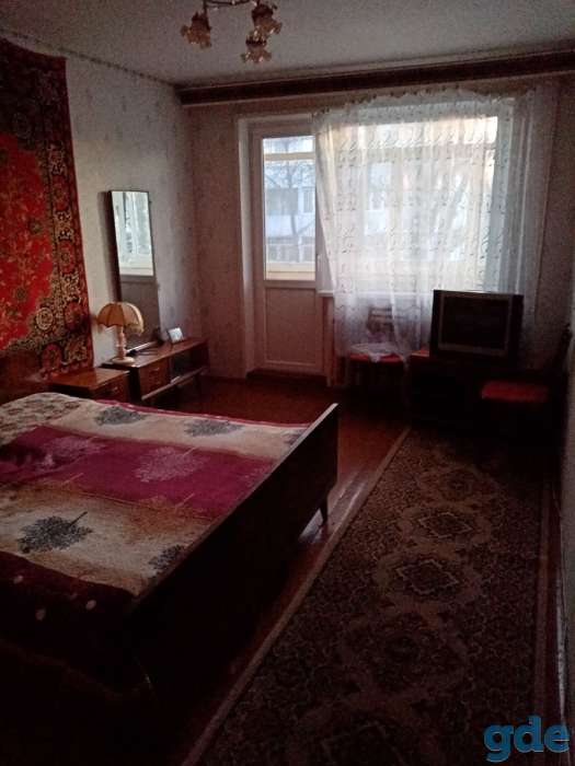 Двух-комнатная квартира, проспект Октября 37, фотография 1