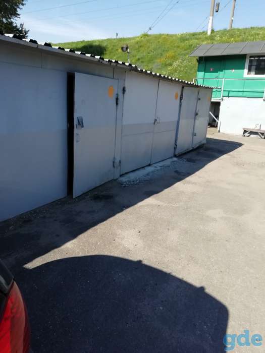 Продам металлический гараж по улице Надеждинская, фотография 1