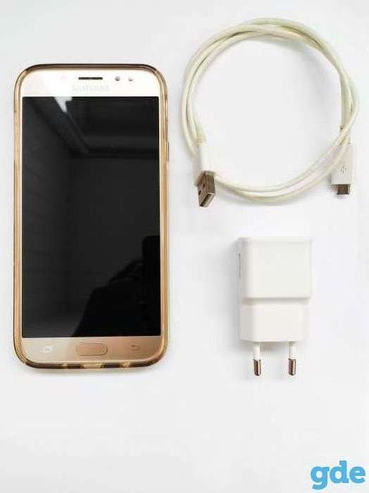 Samsung Galaxy J7 (2017) Dual SIM (золотой) 16ГБ, фотография 6