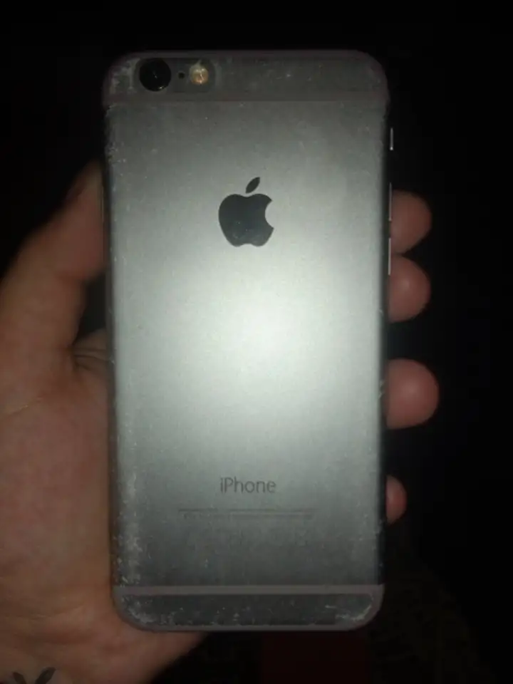 Продаю iPhone 6, фотография 1