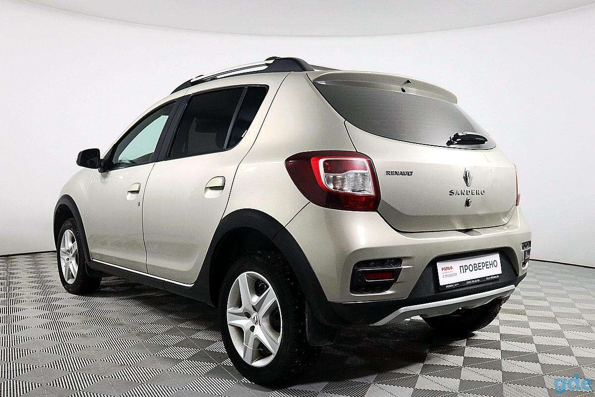 Renault Sandero МКПП 2016, фотография 3