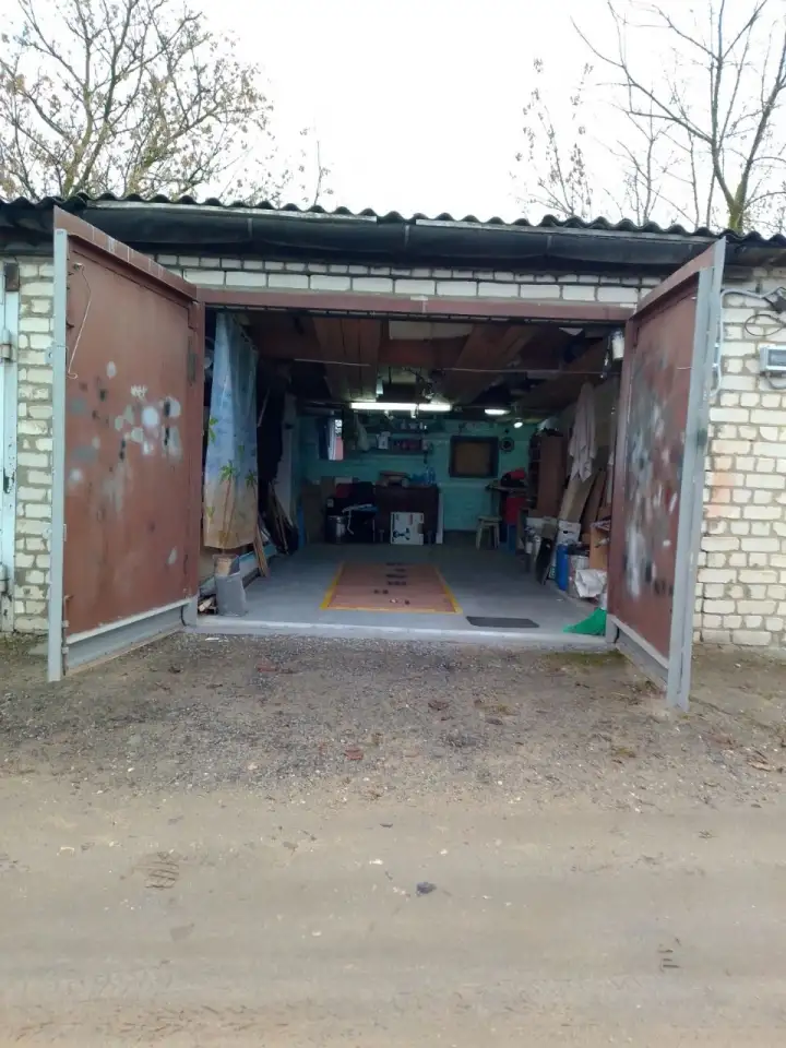 Продаю гараж, ул. Омельянюка, фотография 2
