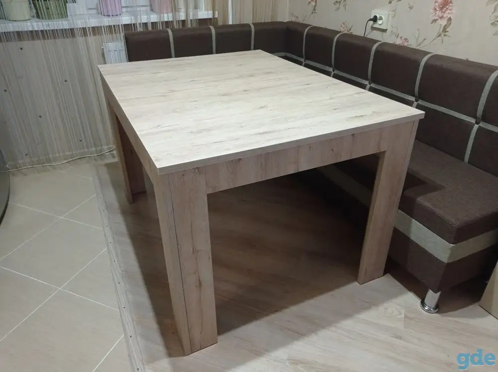 Стол кухонный, фотография 1