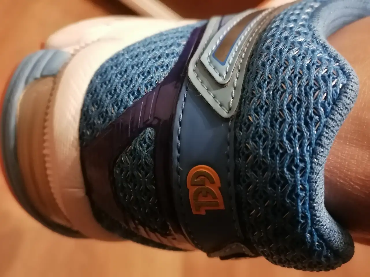 Новые кроссовки Asics гель, фотография 2