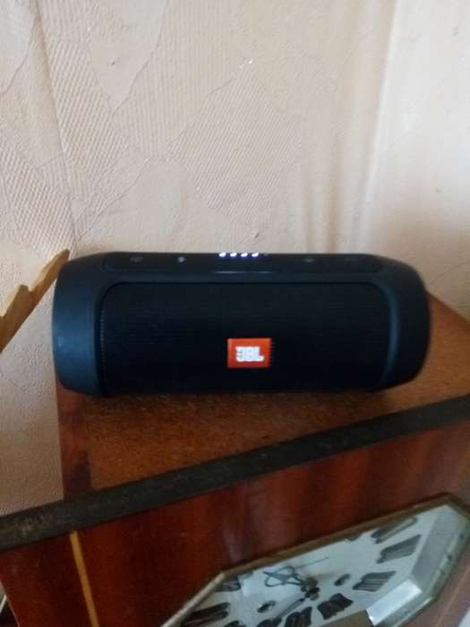 Продам колонкуJBL CHARGE+2, фотография 1