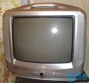 Витязь 37 CTV 720-7 на запчасти, сгорел транзистор BU808, фотография 1