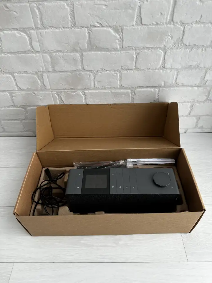 Портативная колонка LOEWE Klang S1 Grey Новая, фотография 4