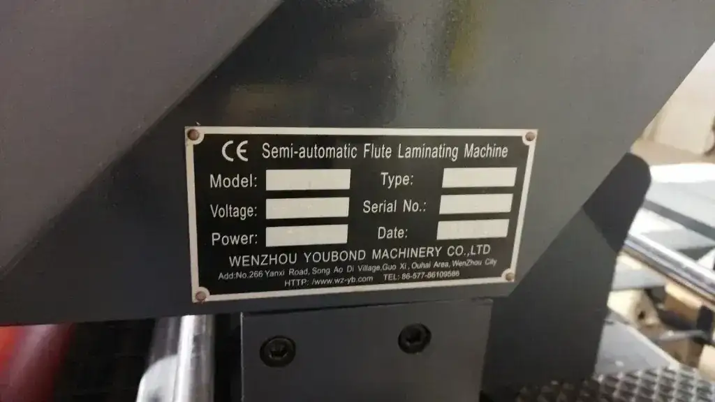 Полуавтоматическая кашировальная машина Youbond 1300B, фотография 3