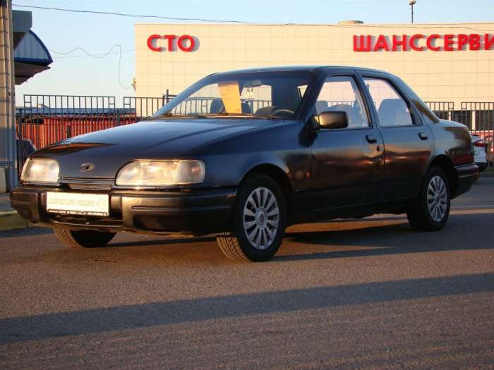 Автомобиль Ford Sierra 1.8, фотография 5