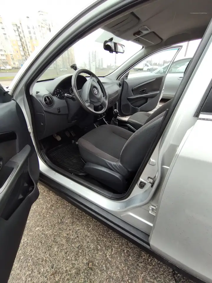 Продается авто с пробегом Nissan Almera, фотография 7