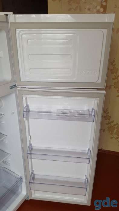Холодильник с морозильником Beko RDSK240M20W, фотография 12