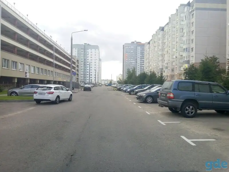 Продам машино-место в многоуровневом паркинге, ул.Алибегова, 12Б, фотография 1