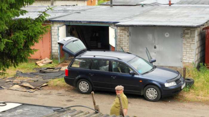 Продам гараж в гаражном обществе Автолюбитель-3, №217 (за Южным городком), фотография 1