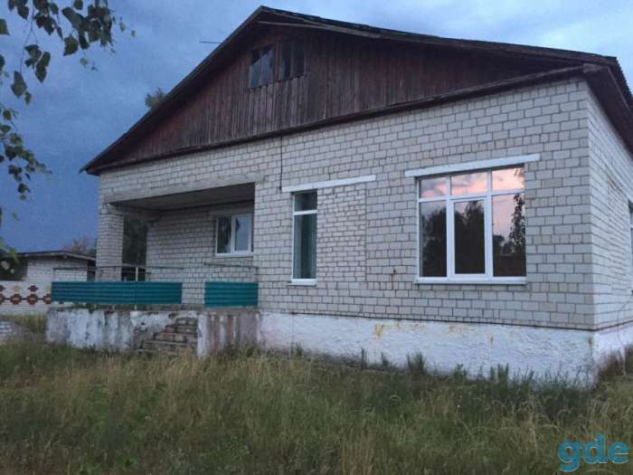Продам огромный дом с большой территорией около реки, фотография 2