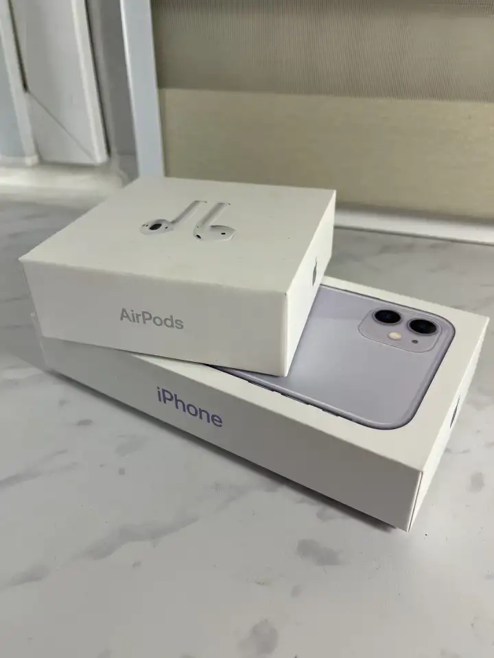 iPhone 11purple 128 gbAirPods, фотография 3