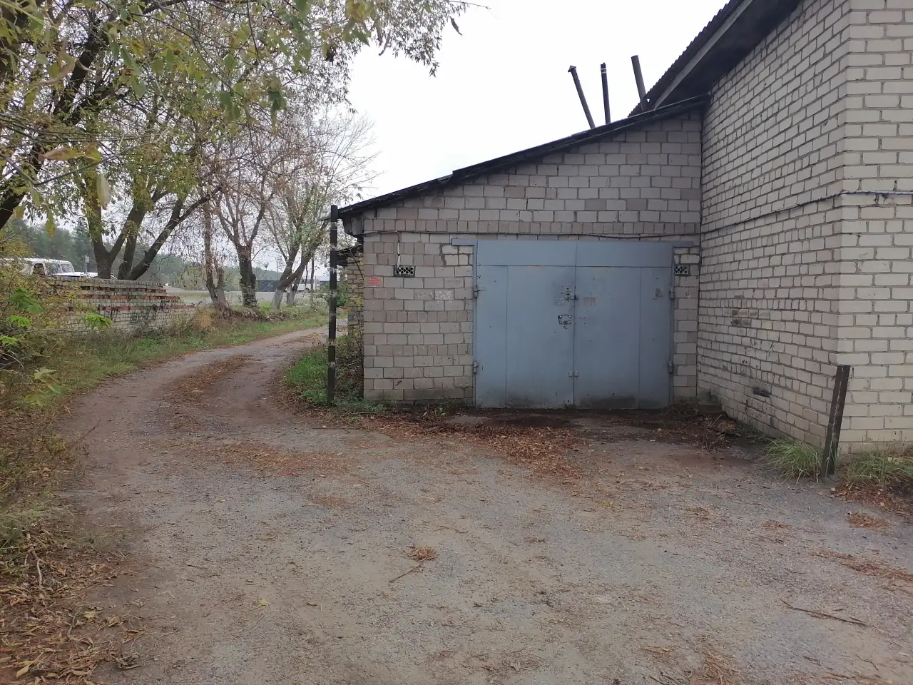 Гараж, Гомельская область, район военторга, ряд1 место 112, фотография 2