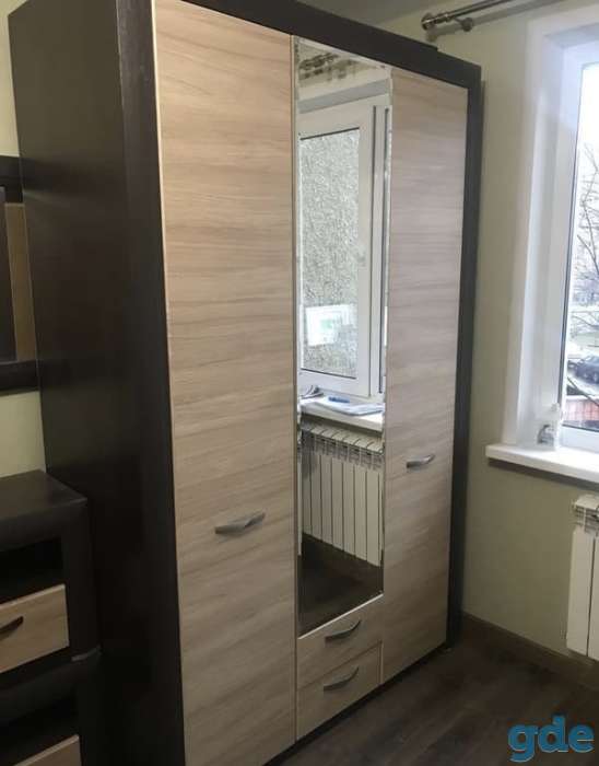 Продам трёхстворчатый шкаф, фотография 1