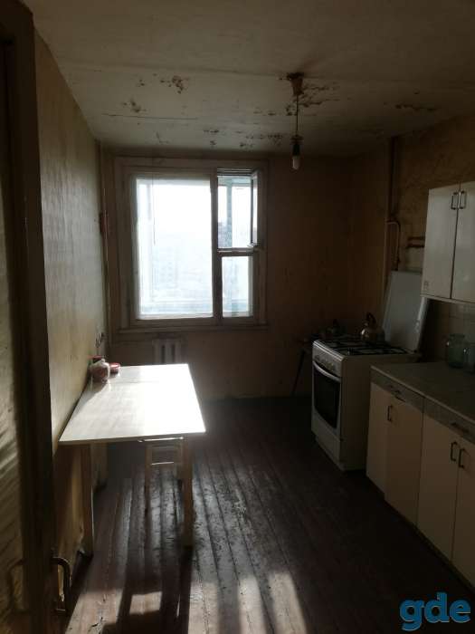 Продам квартиру, Пр-т Космонавтов, 10б, фотография 1