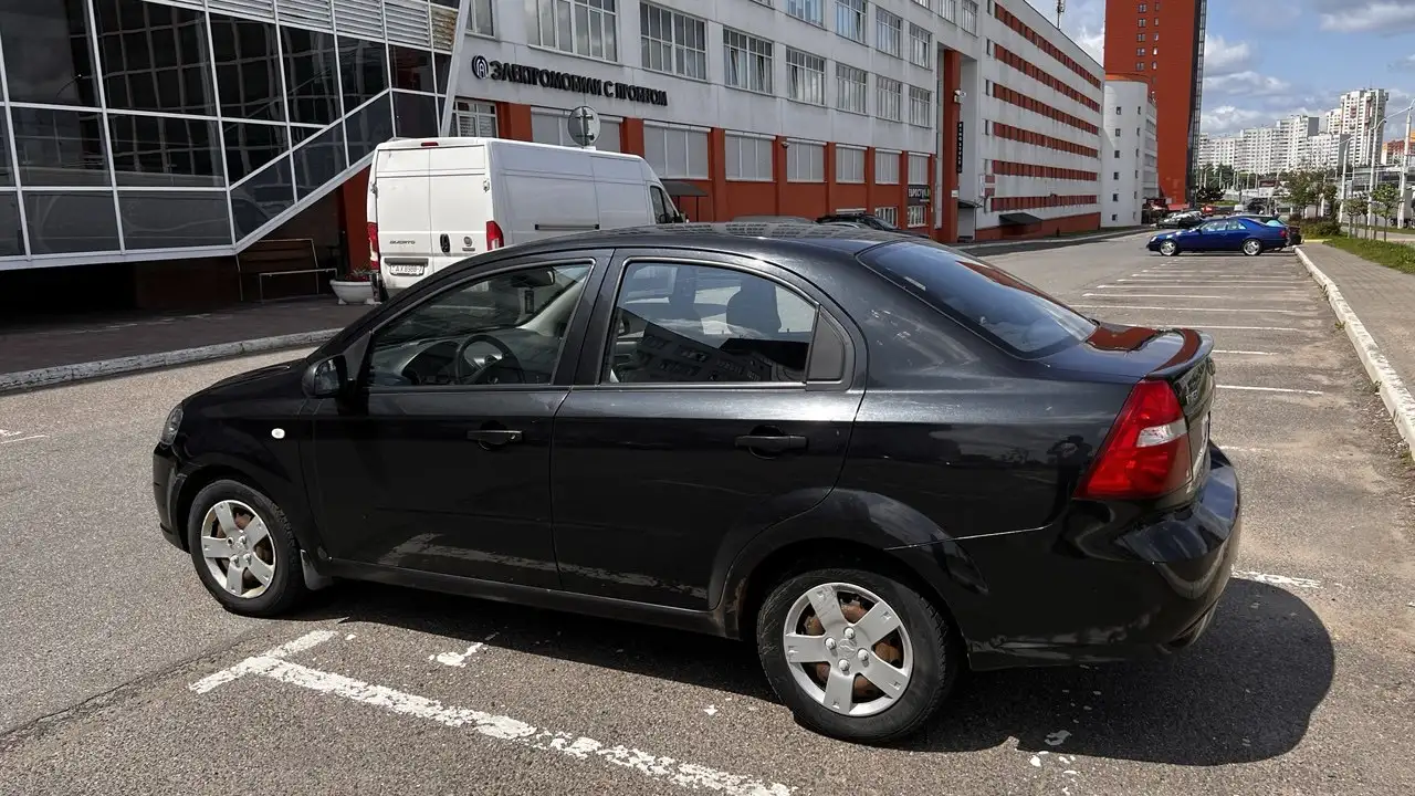 Продам в добрые  руки Chevrolet Aveo, фотография 4