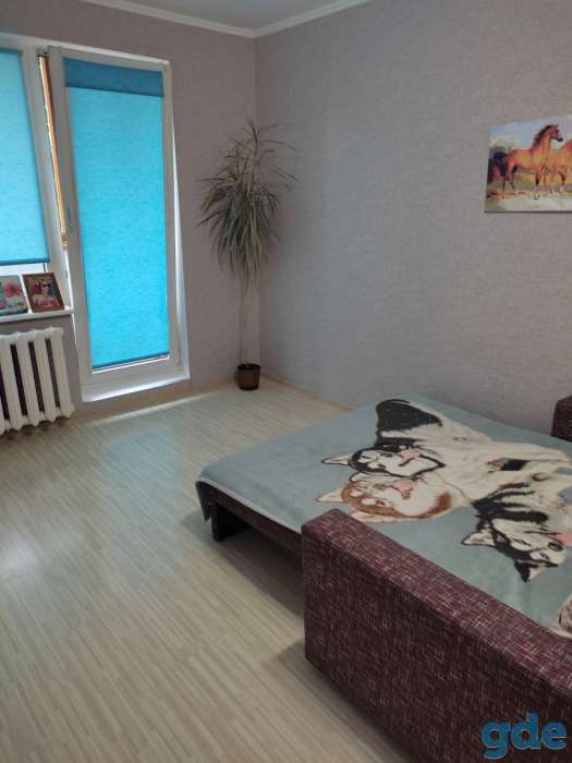 Сдается посуточно квартира, Ул жукова 10 кв 27, фотография 2