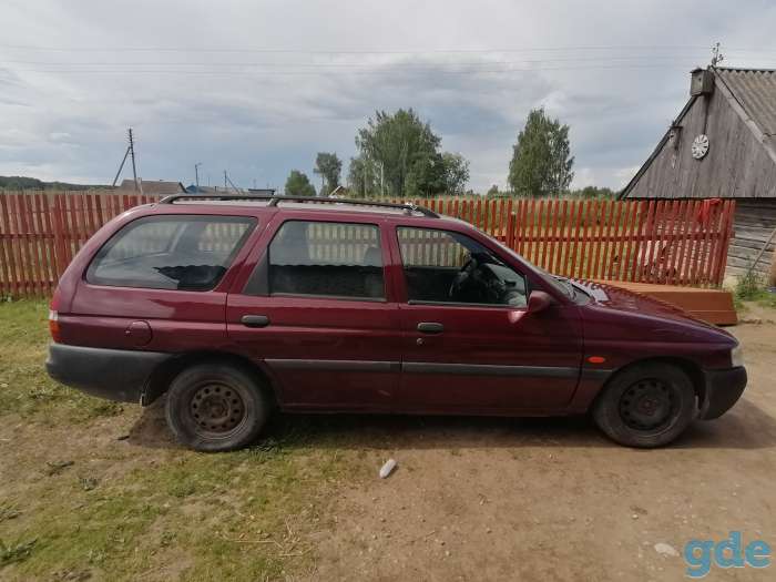 Автомобиль Ford, фотография 6