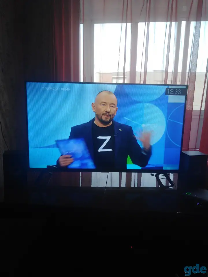 Телевизор TCL 40S6200, фотография 2