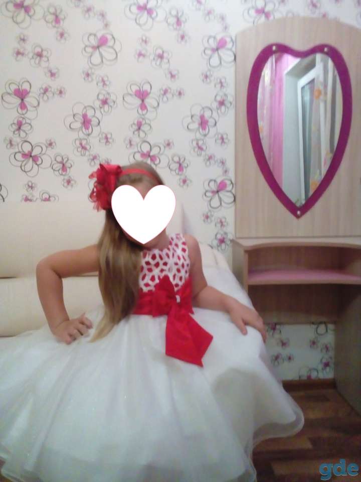 Платье нарядное для девочки 5-7 лет, фотография 3