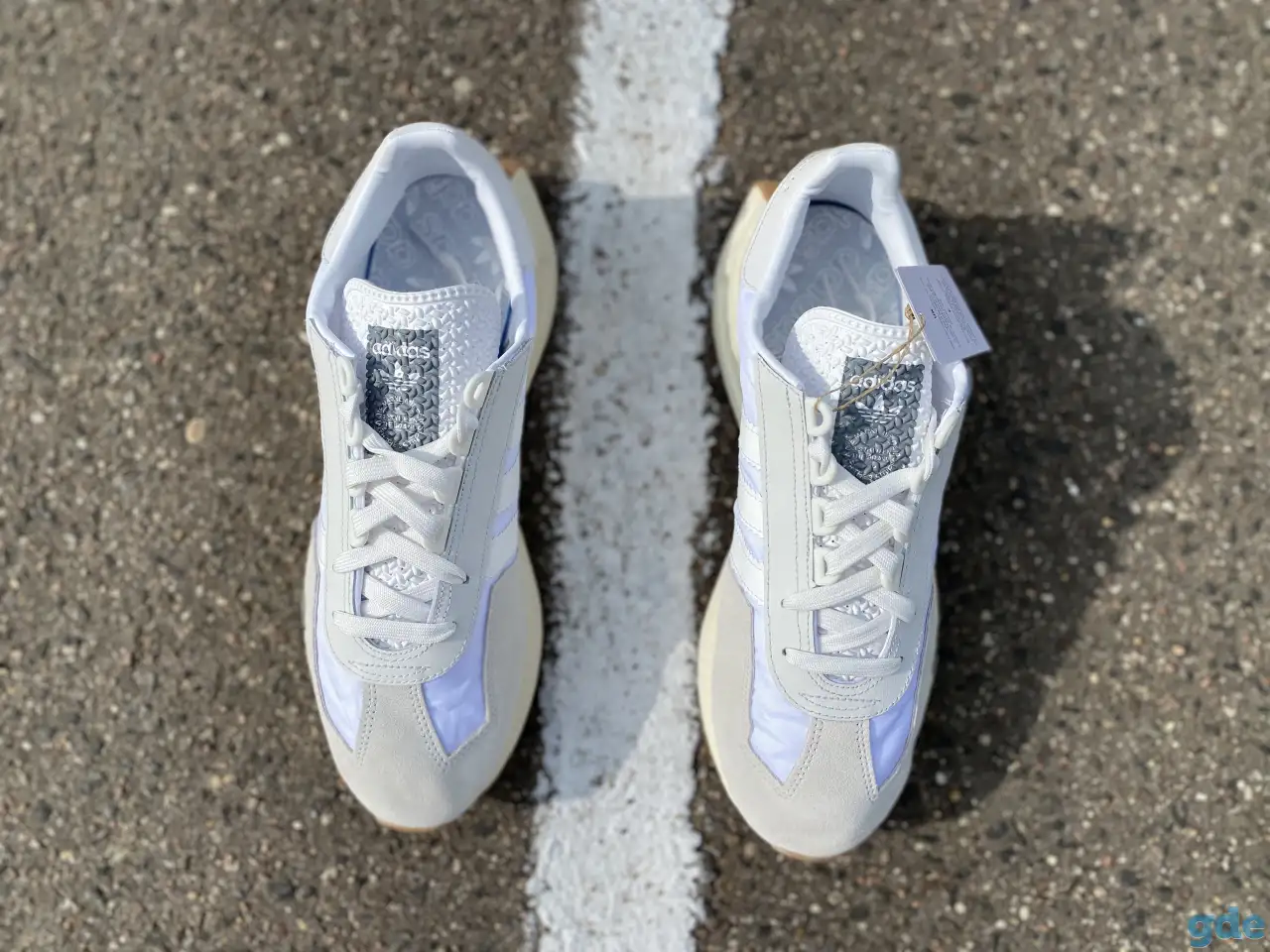 Кроссовки Adidas, фотография 3