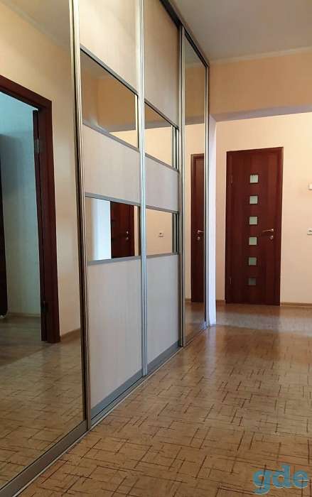 Продам 3-х комнатную квартиру в центре, Свиридова 47, фотография 3
