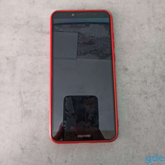 телефон Huawei Y6, фотография 1