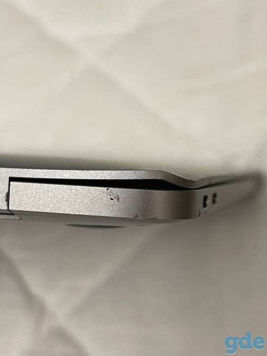 Apple MacBook pro 13  2017год, фотография 3