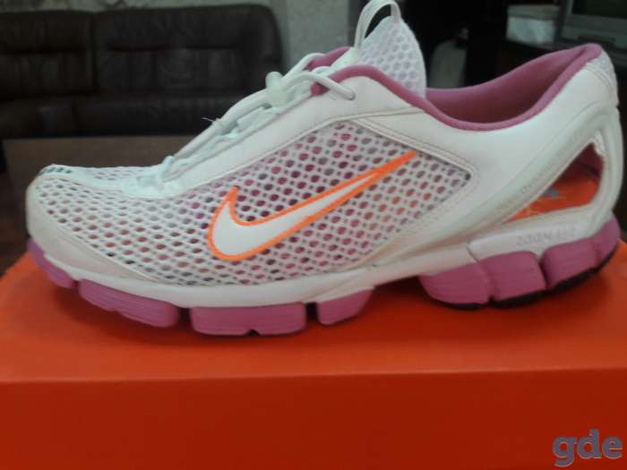 Кроссовки-сетка Nike оригинальные, фотография 5